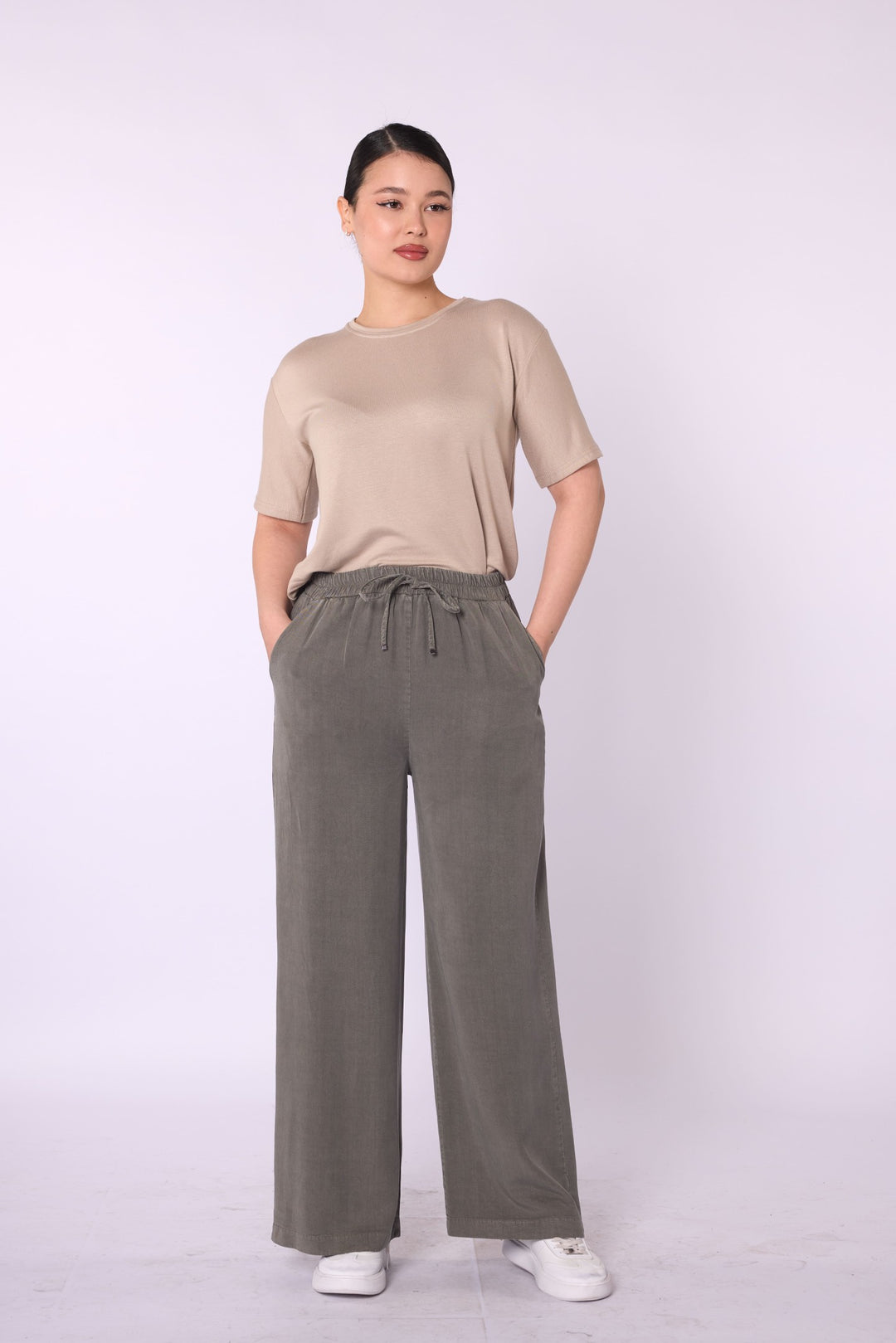 Tencel Kumaş Beli Lastikli Bol Paça Düz Pantolon ABACI Online Türkiye