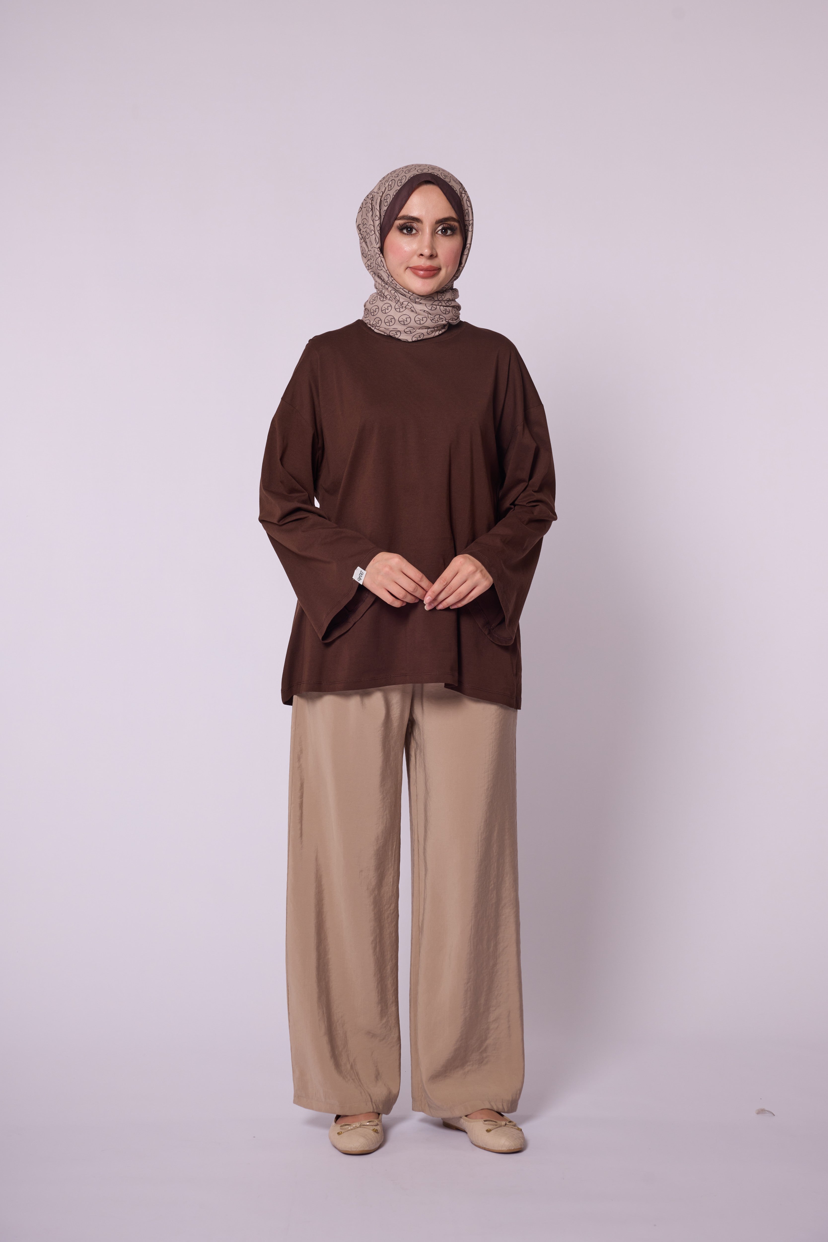 Geniş Paça Pantolon – Gün Boyu Konfor ve Modern Şıklık Abacı Giyim
