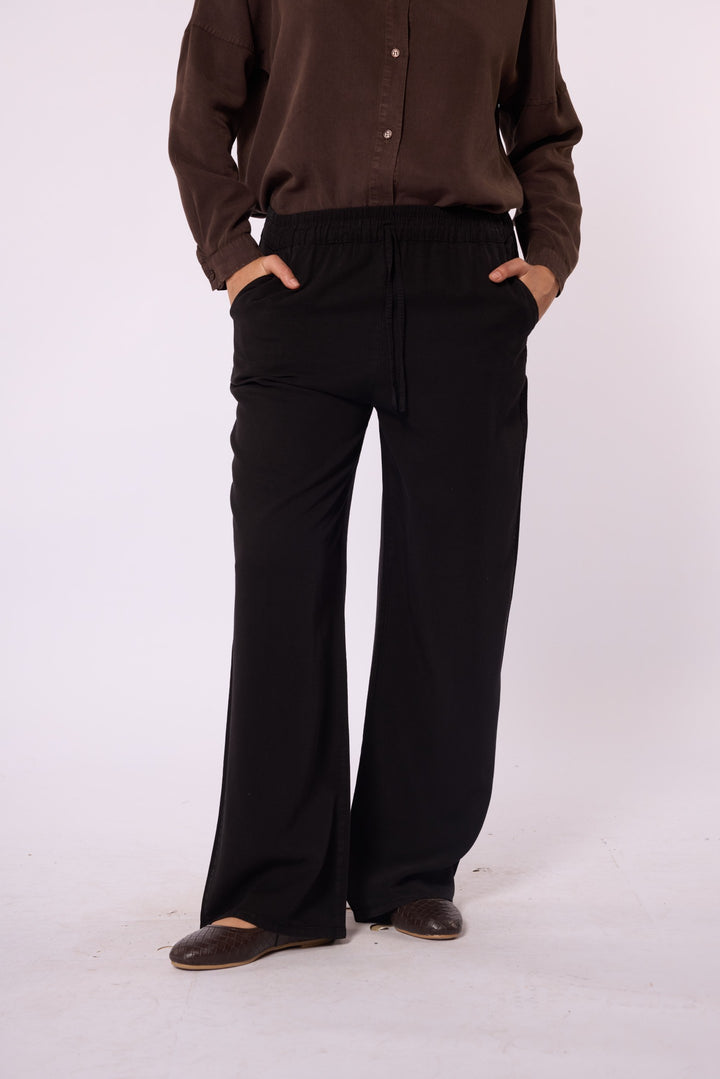 Tencel Kumaş Lastikli Bol Kesim Pantolon