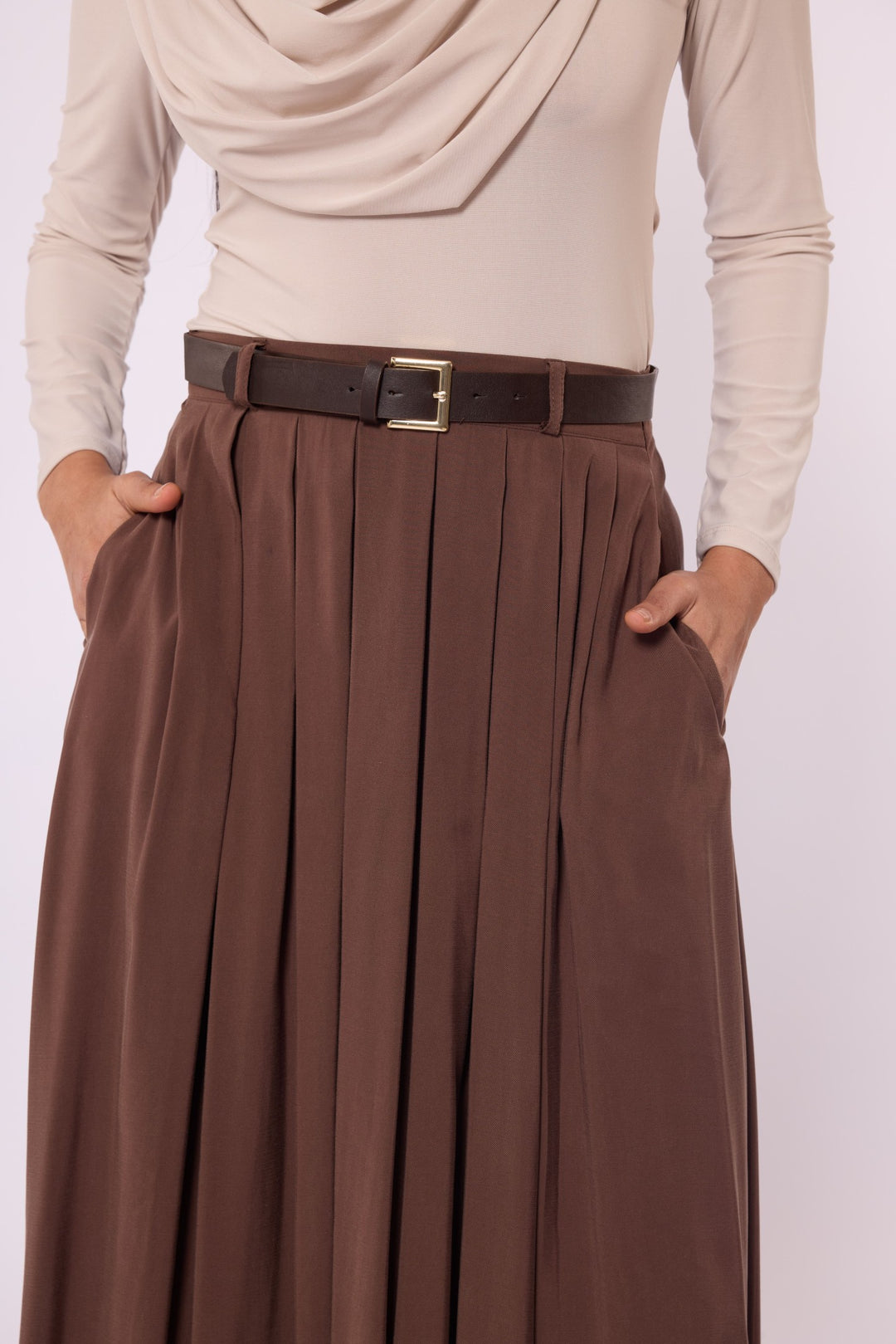 Kemerli Pile Detaylı Tencel Kumaş Uzun Etek