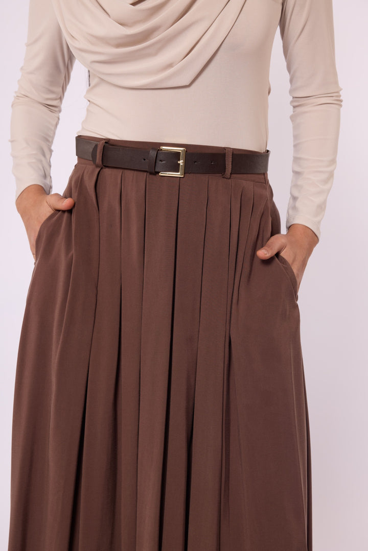 Kemerli Pile Detaylı Tencel Kumaş Uzun Etek