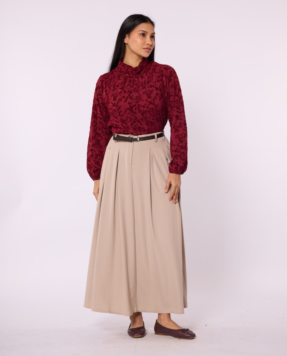 Flok Baskılı Reglan Kol Bağlamalı Yaka Bluz