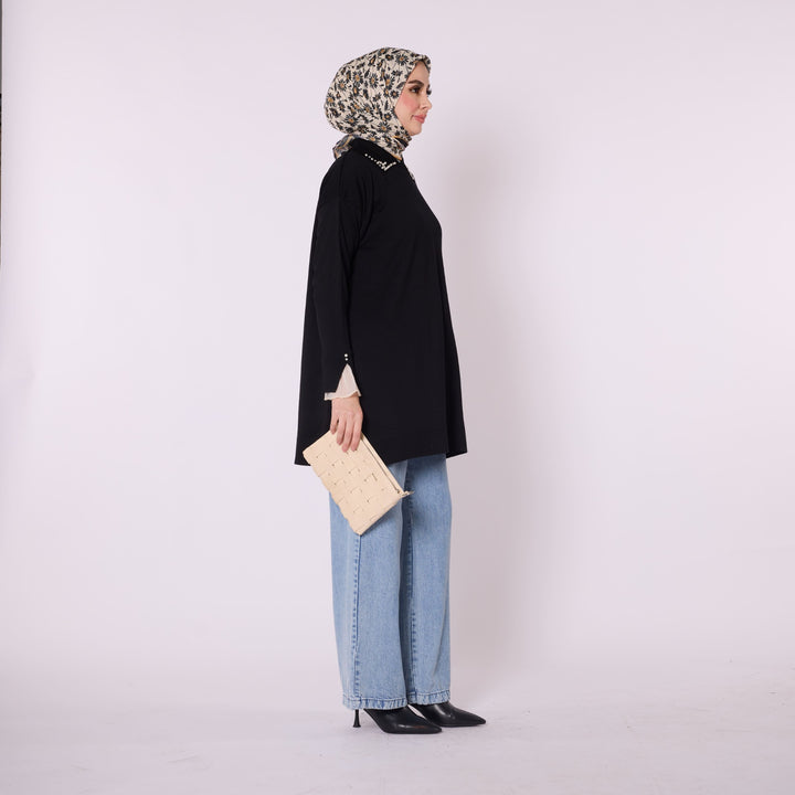 Polo Yaka Taş Detaylı Triko Tunik