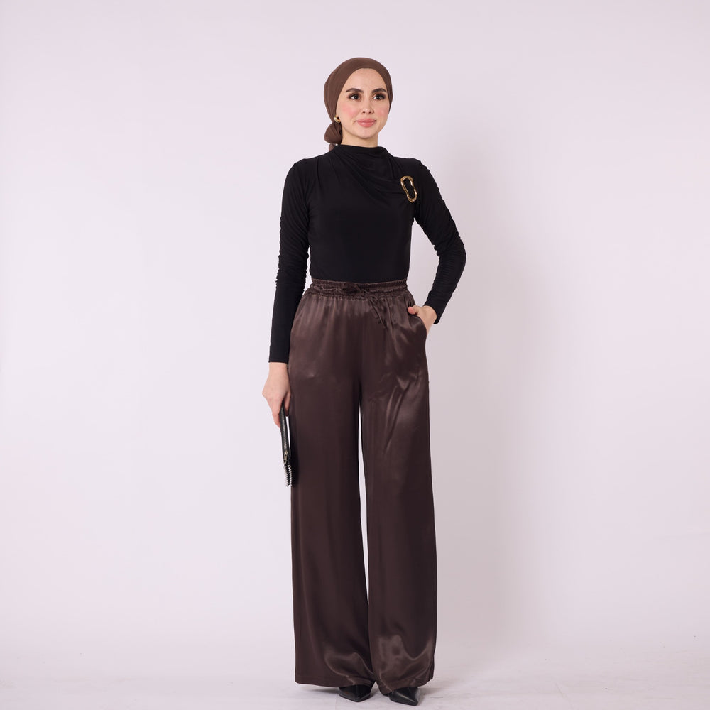 Beli Lastikli Bol Paça Dökümlü Saten Pantolon