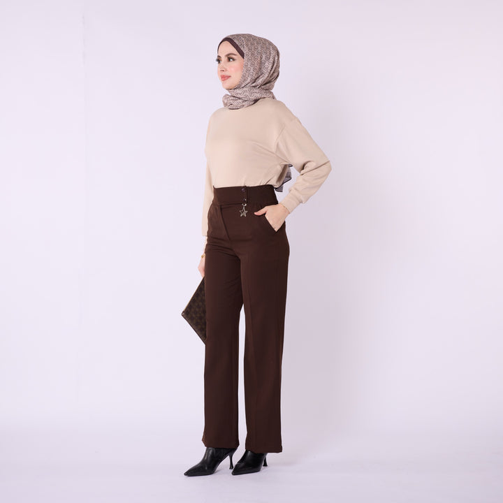 Aksesuar Detaylı Bol Paça Pantolon