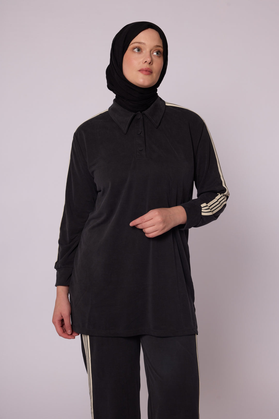 Polo Yaka Şerit Detaylı Rahat Kesim Kadın Takım Abacı Giyim