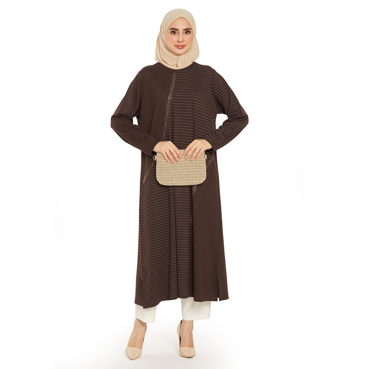 Çizgi Tasarım Taş Detaylı Uzun Elbise