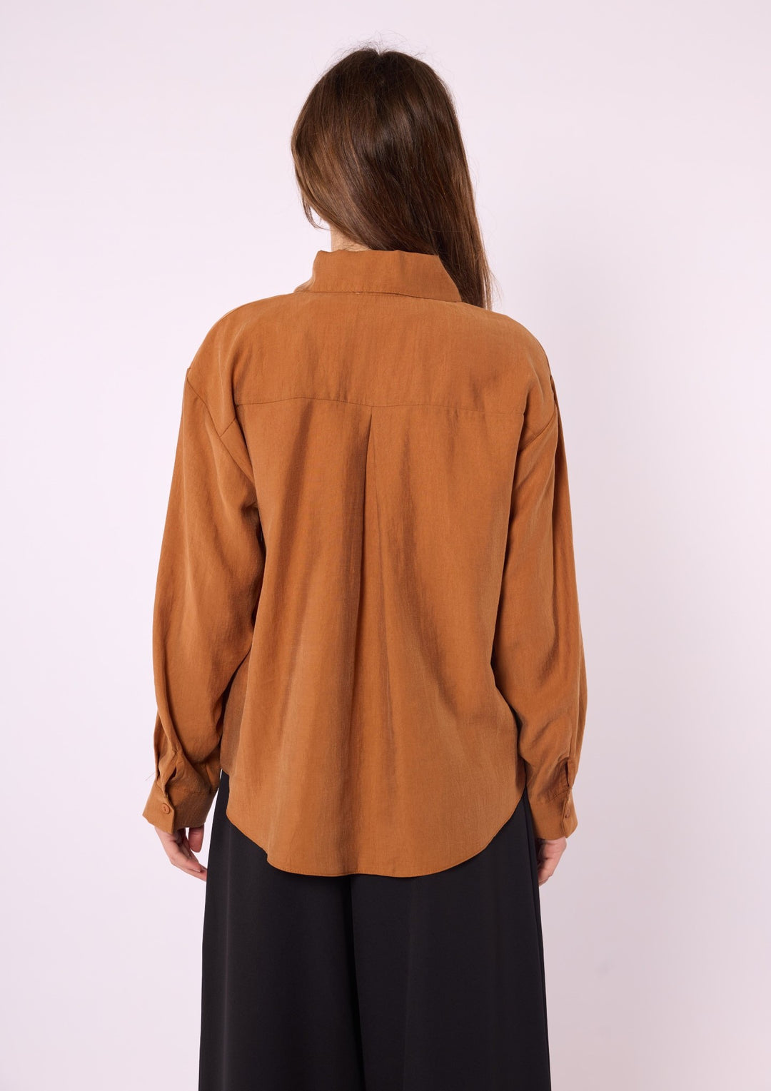 Fiyonk Detaylı Tencel Gömlek