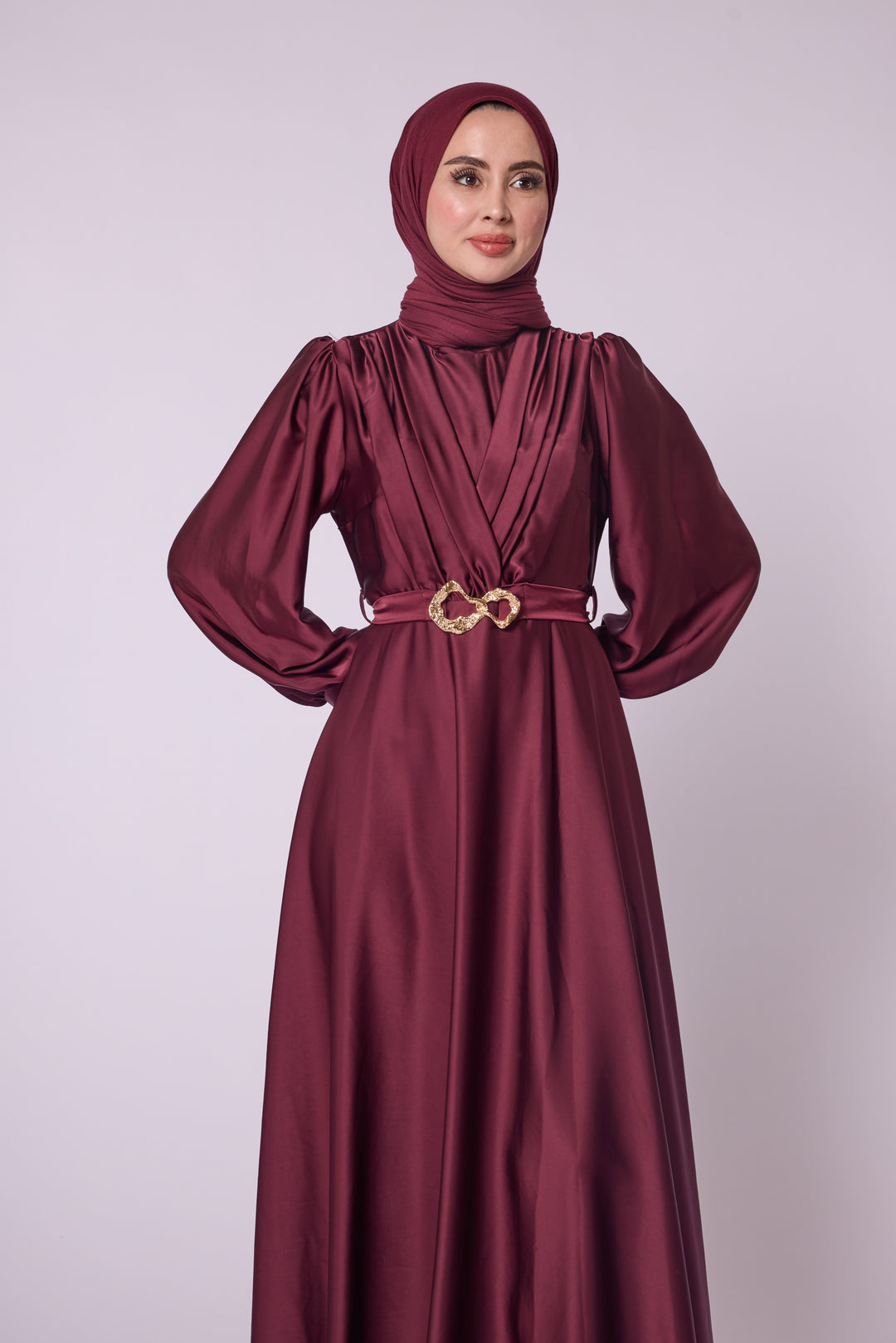Altın Tokalı Siyah Uzun Elbise – Model Abacı Giyim