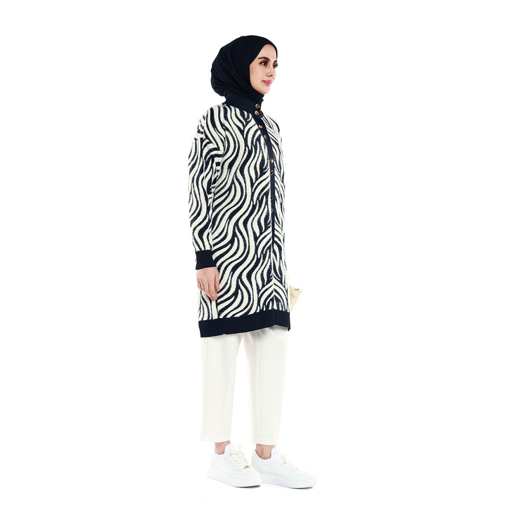 Zebra Desenli Boğazlı Parlak Düğme Detaylı Triko Hırka ABACI Online Türkiye