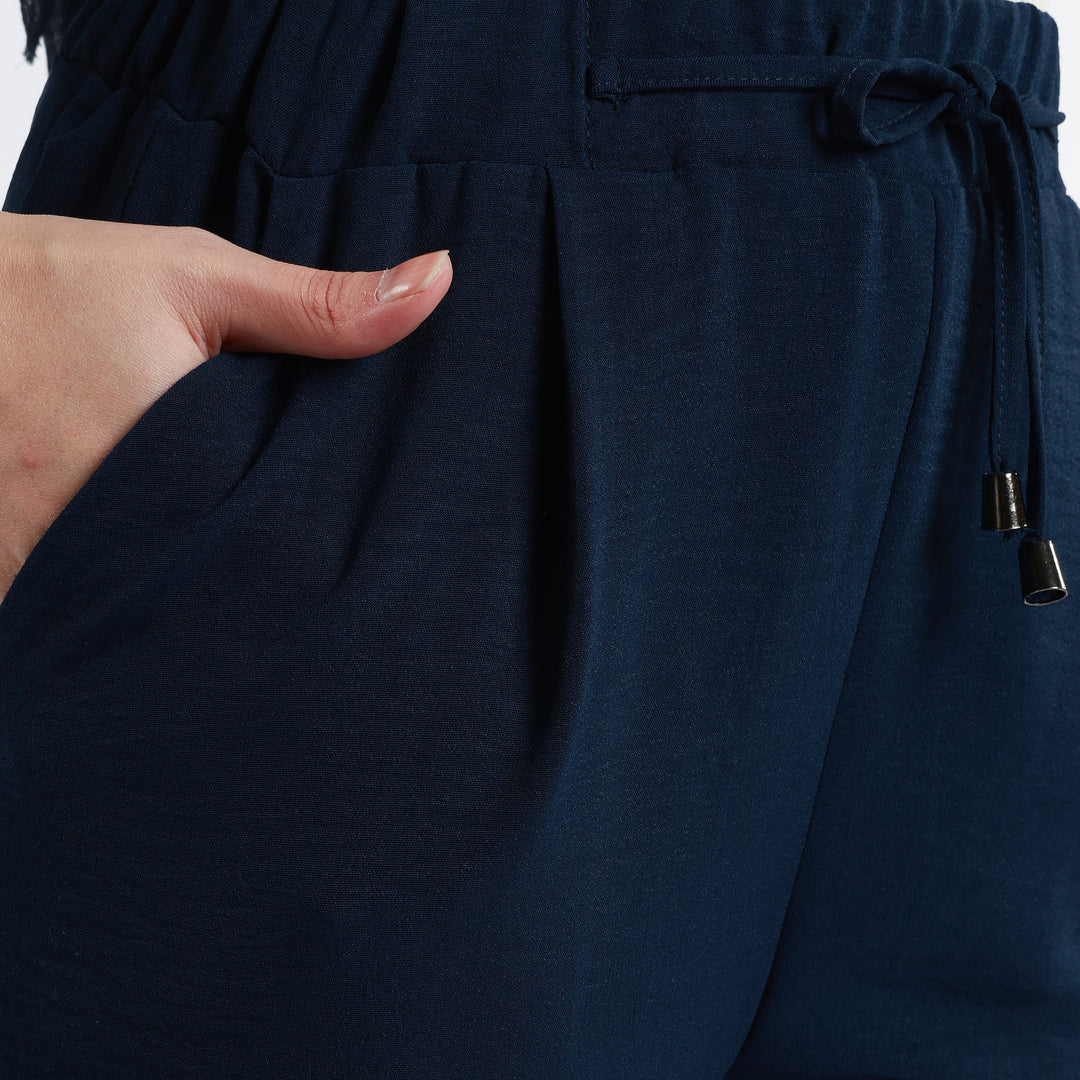 Bağcık Detaylı Lastikli Pantolon