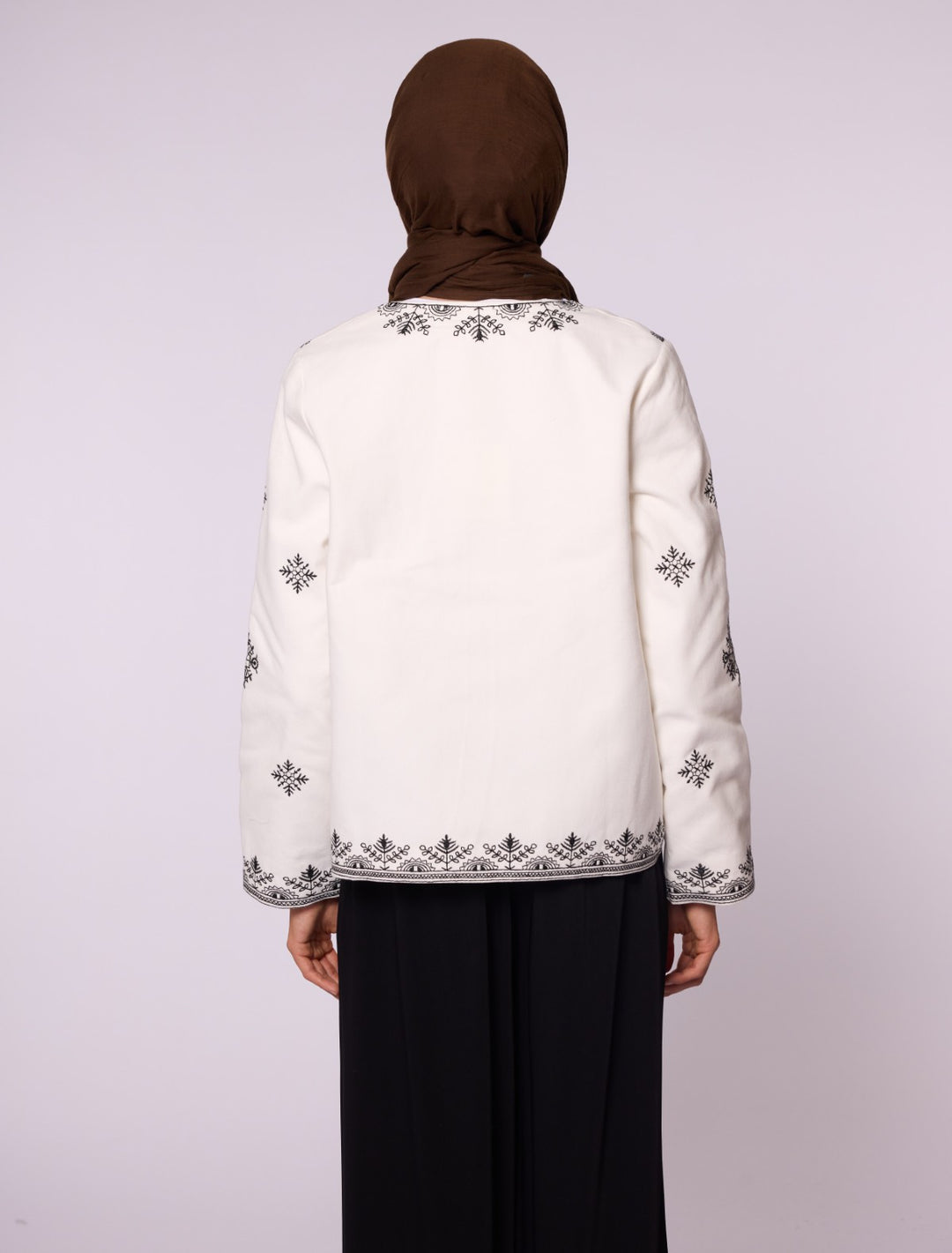 Şal Yaka Nakış Detaylı Kot Ceket