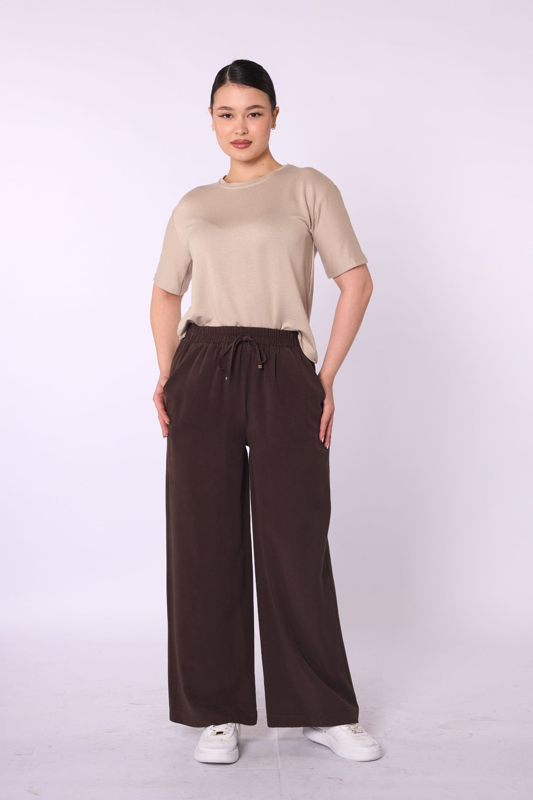 Tencel Kumaş Beli Lastikli Bol Paça Düz Pantolon