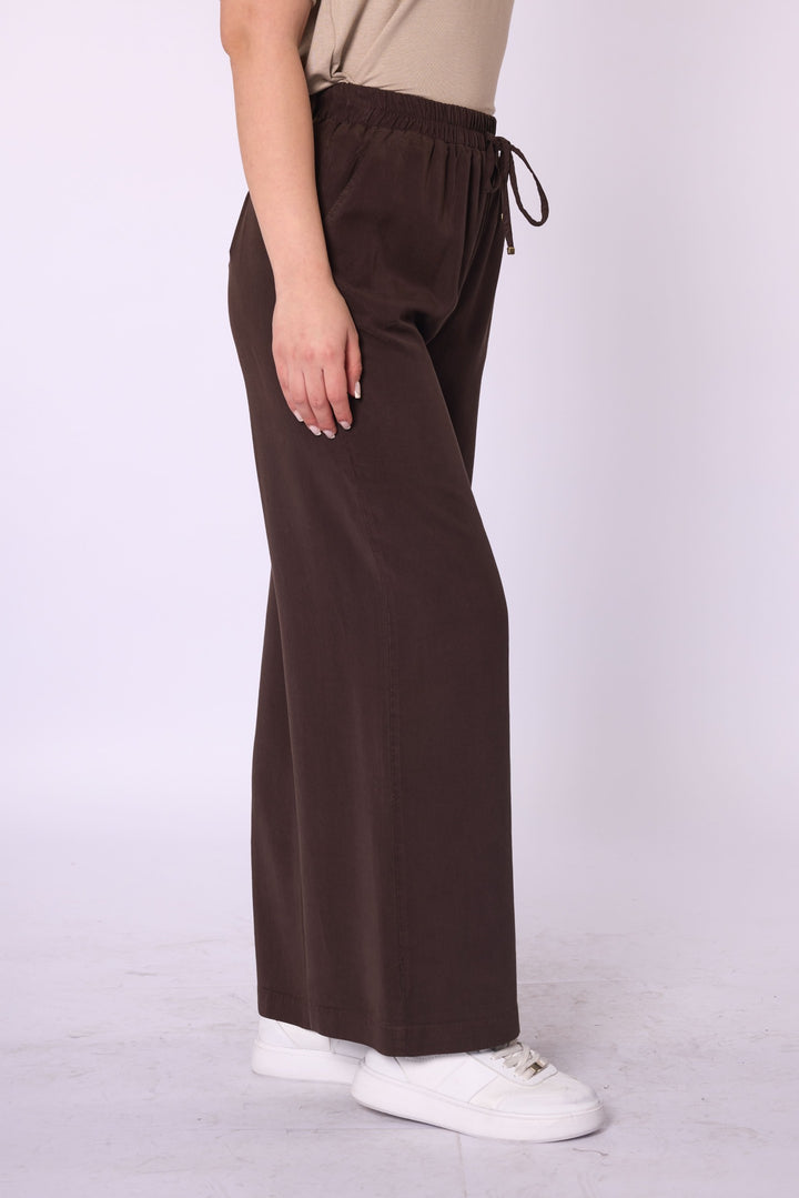 Tencel Kumaş Beli Lastikli Bol Paça Düz Pantolon